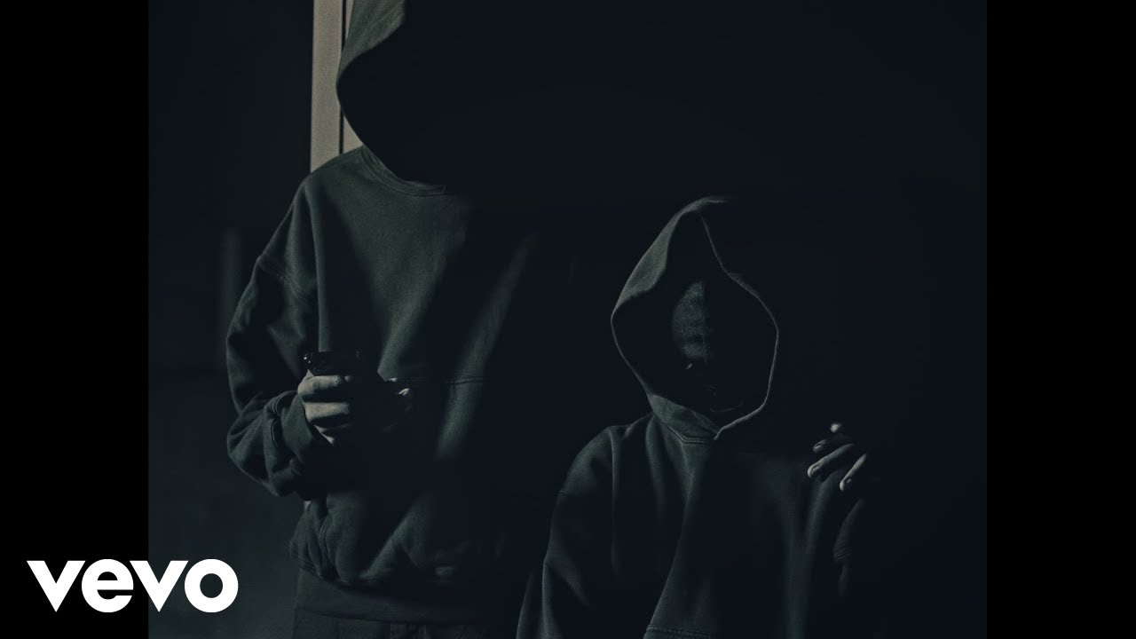 Kanye West – ”Heaven and Hell”