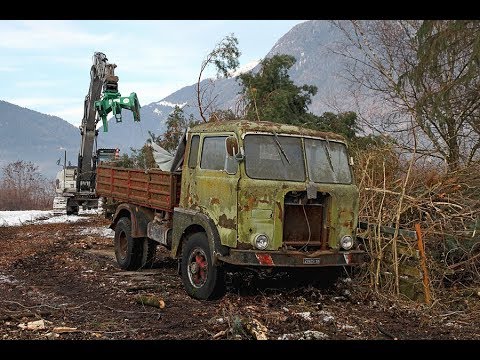 Will this old FIAT 642 N65r truck survive the demolition? Bad thoughts...
