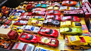 Searching for Diecast Cars on a Diecast Event in Belgium, Hoogstraten. Matchbox, Hot Wheels.