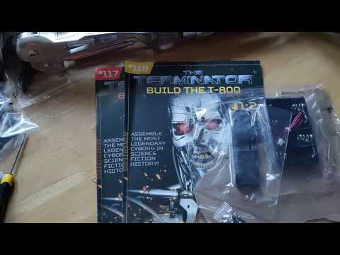 Hachette - Build The Terminator - Issues 117 and 118 - The Penultimate one!