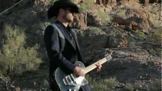 Roger Clyne & The Peacemakers - Love is the Road