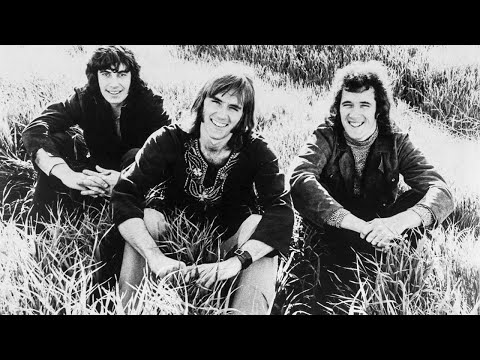 Hamilton, Joe Frank & Reynolds - Fallin' In Love/Winners and Losers (1975) [HQ]