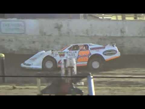 Super Sedans Grand National Heat 3 AutoKlene Hobart Raceway 21/1/2022