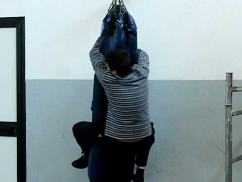 Bulboacă in sala de sport lasat liber