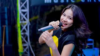 Download lagu MADU 3 - DINDA TERATU - LALUNA MUSIC - HAPPY PARTY PEMUDA RHEGHEDEX - KUDUS mp3 Download lagu MADU 3 - DINDA TERATU - LALUNA MUSIC - HAPPY PARTY PEMUDA RHEGHEDEX - KUDUS mp3
