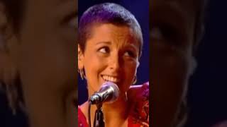 😱 ¿RECUERDAS este Tema @Ricky Martin? 2006 Canción Romántica #SHORTS