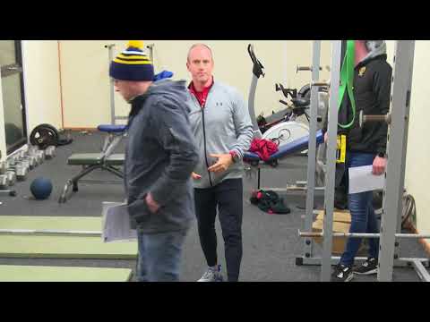 1 CLONDUFF SENIOR MENS FOOTBALL PHASE 1 WARM UP  FOAM ROLL  UPPER BODY MOBILITY