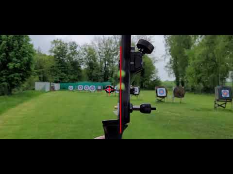 How to aim with a recurve bow in archery - String Alignment