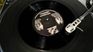 Mighty Diamonds - Don't Want War - Reggae