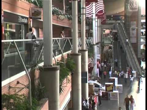 Vaya con Dios, Hugo Chàvez, mi Amigo - Greg Palast