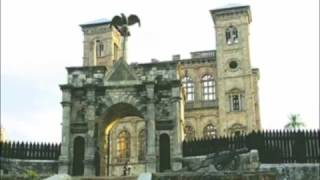 Download lagu Rova Manjakamiadana sur Ankamantatra mp3 Download lagu Rova Manjakamiadana sur Ankamantatra mp3