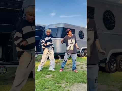 Park Hyo Shin and Taehyung 'Slow Dancing Challege'