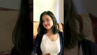 Download lagu Cewek imut toge kendor mp3