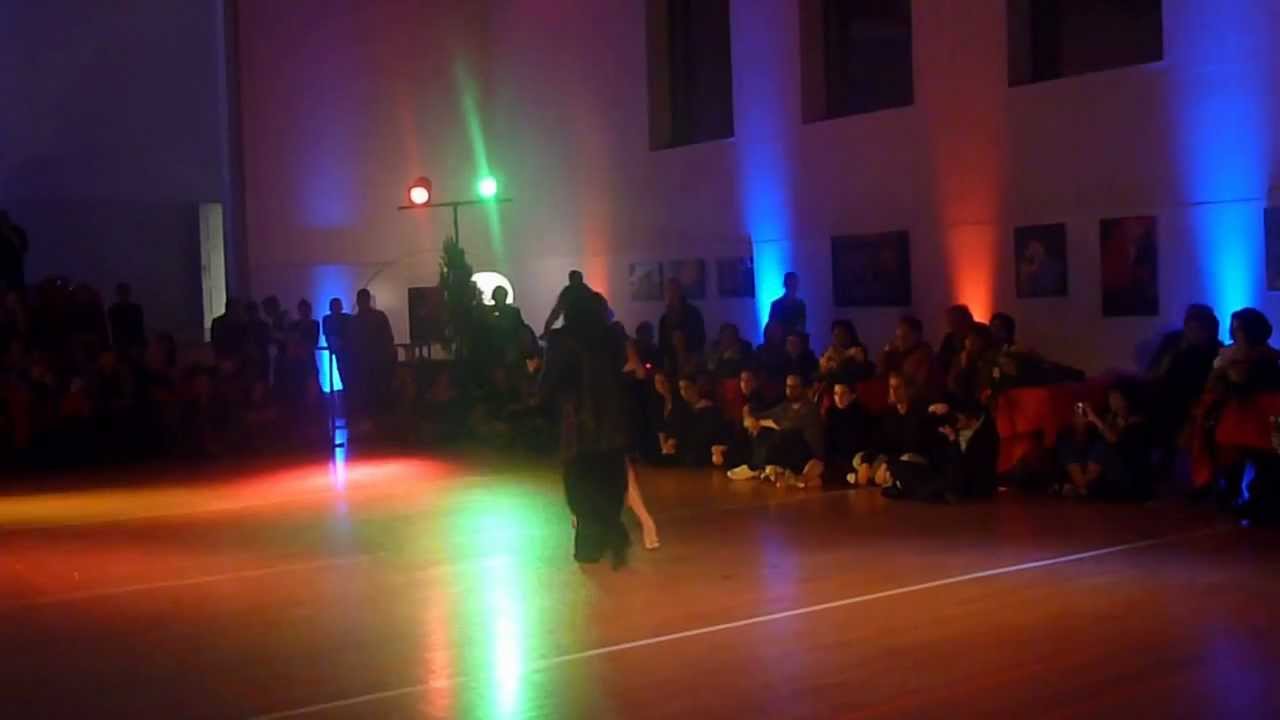 CHICHO FRUMBOLI E JOANA SEPÚLVEDA NA MILONGA "ALL ABOARD" - II