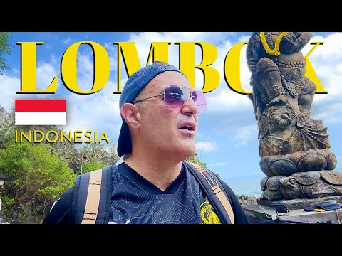 Senggigi Lombok’s hidden treasures: Beach, temple, market, and harbour life!