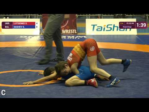 Stanislav LUTSENKO (UKR) - Sali Evgeniev SASHEV (BUL).mp4