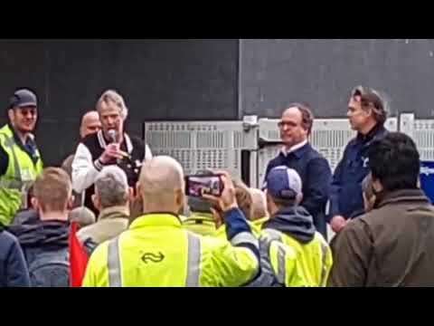 Praatjes vullen geen gaatjes.