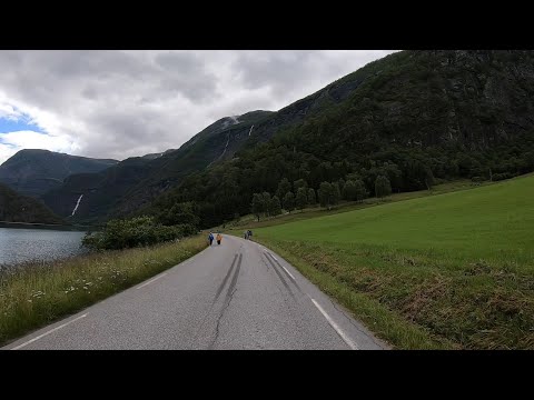 Skjolden to Øvre Oscarshaug Viewpoint, Norway