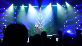 Creed - 08 - Sister (Live at the Beacon Theatre)