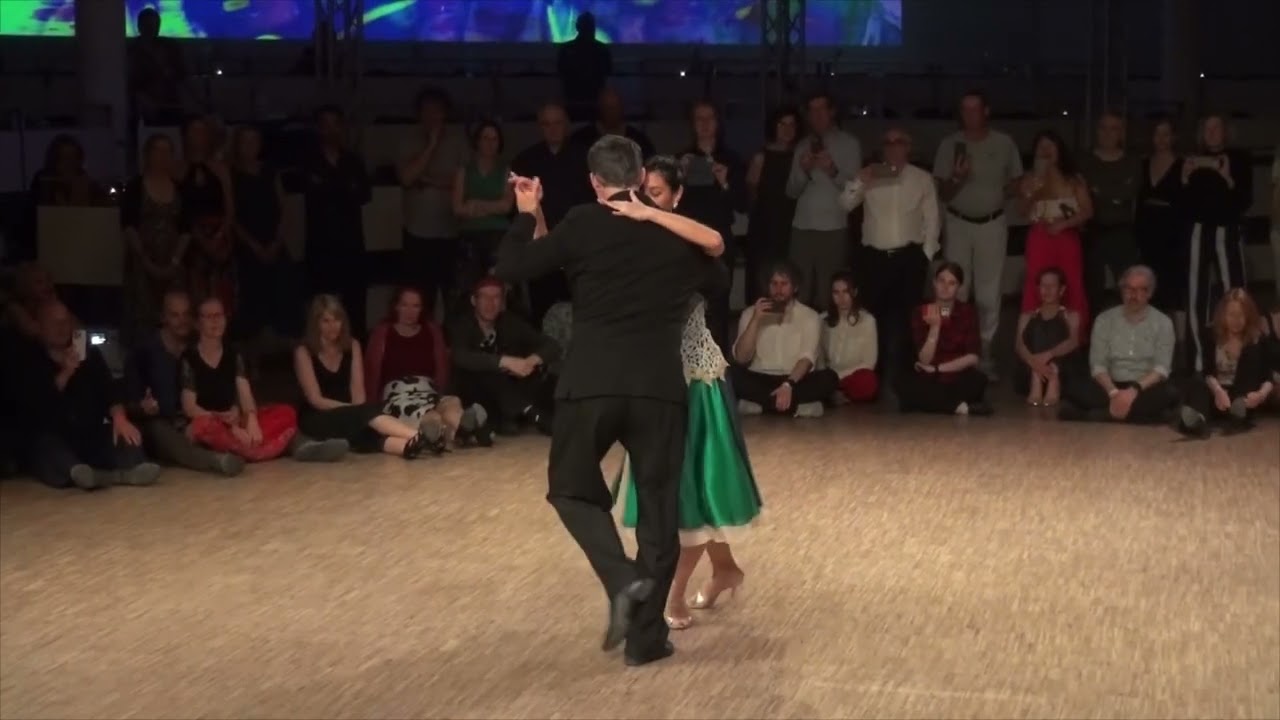 Video thumbnail for Silvina Tse & Murat Erdemsel: demo 2/4 @ Tangofestival Rhein Ruhr 2025