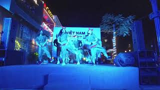 Khai Trương Cà Phê Cộng Hạ Long - SWEETBOX dance | Merry Christmas 2018