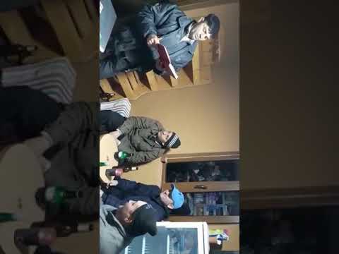 Popa de la Jirov citeste din caietul de datorii