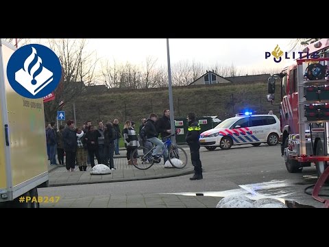 Politie Almere Buiten volgdienst. #PAB247 Politie Vlogger Jan-Willem.