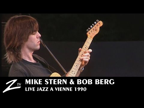 Mike Stern, Bob Berg, Dennis Chambers & Lincoln Goines - After You - LIVE