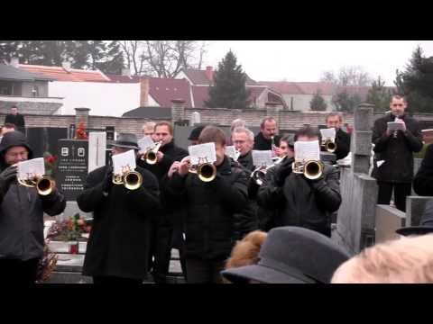 LANŽHOT- Z pohřbu kamaráda, muzikanta, zpěváka, LUDVÍKA PRAJKY: na hřbitově