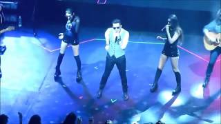 Axel   Dame Un Beso    Teatro Ópera 2014