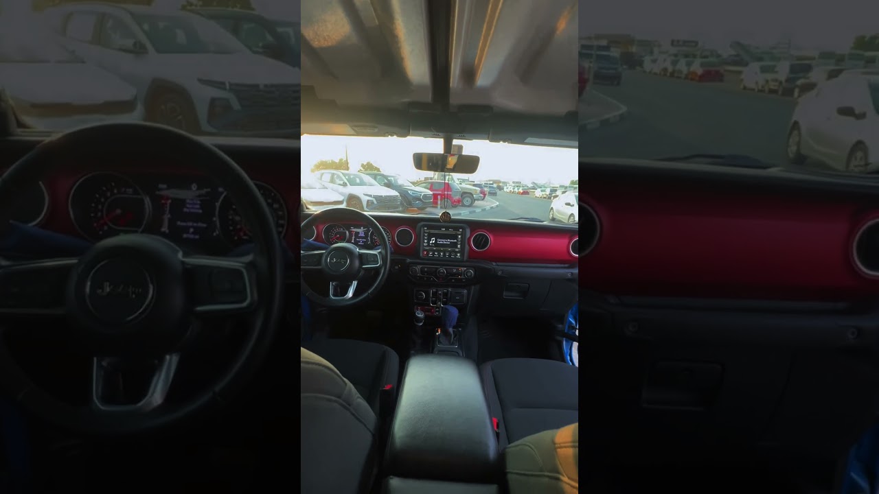 Jeep Gladiator Rubicon 3.6L video