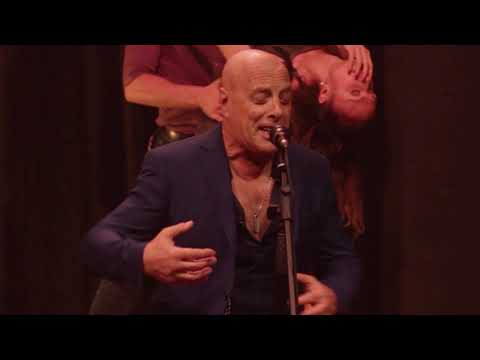 CONCIERTO EN ESCENA FULL SHOW Title correction