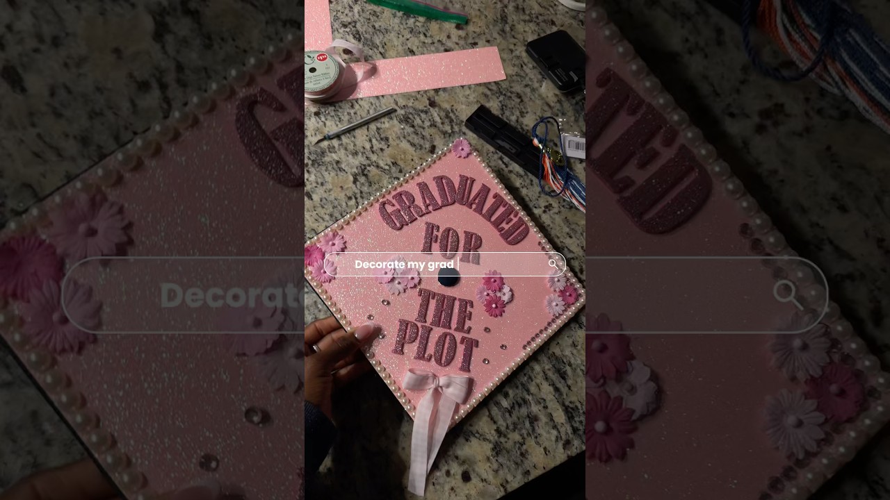 Decorate my grad cap with me👩🏾‍🎓 #graduation #graduationcap #gradcapideas