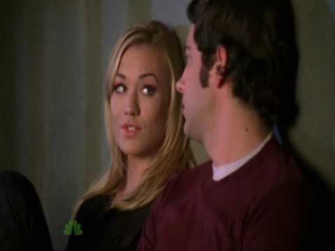 Chuck Sarah Two beds Chuck Vs The Colonel S2 E21