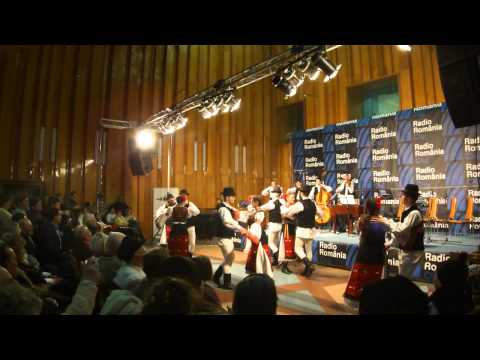 ansamblu folcloric Doina 2012