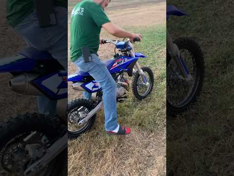 Apollo RFZ Z40 Dirt Bike