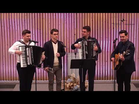 Grup de frati(albinii Cluj) - Sa ne rugam