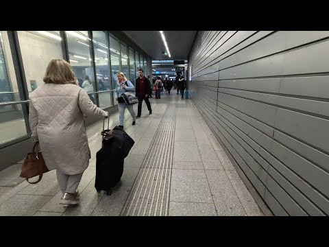 ⁴ᴷ⁶⁰ Walking Budapest, Hungary: Budapest-Kelenföld railway station