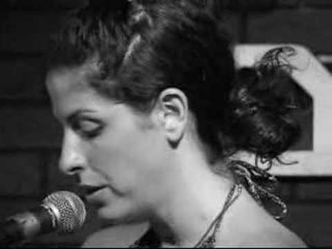 Efrat Ben-Tzur - Cant Help Falling Inlove