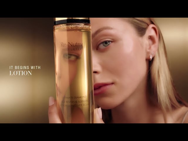 Vídeo relacionado con Estée Lauder - Re-Nutriv Ultimate Diamond Set: Kit de Lujo Antienvejecimiento con Bolso de Mano Exclusivo (Tamaño Viaje)