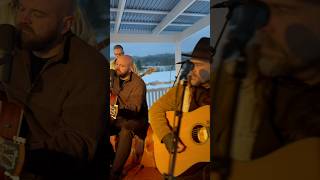 Nummer 2 av 52.  Stannar om du ber mig.  Anders Wendin 🖤🤎