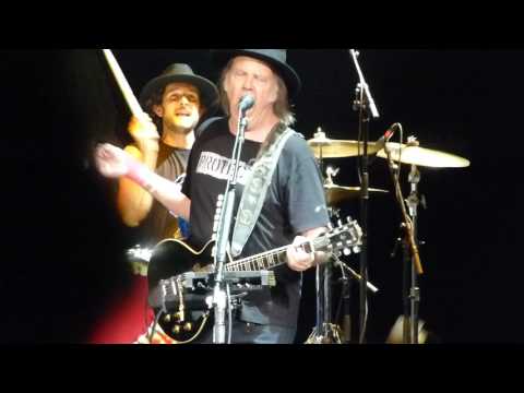 Neil Young, Welfare Mothers