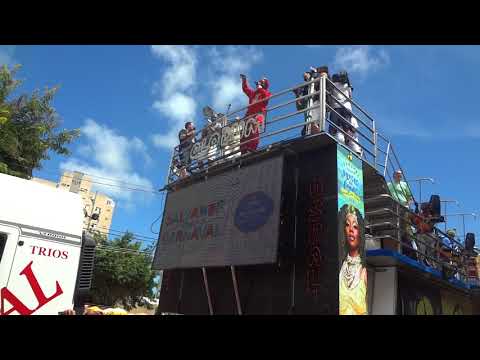 Olodum e Andrew Tosh - Rasrafari Is - Carnaval 2018 - Trio Independente - 3ª Feira