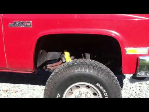 1985 GMC 4 inch rough country lift