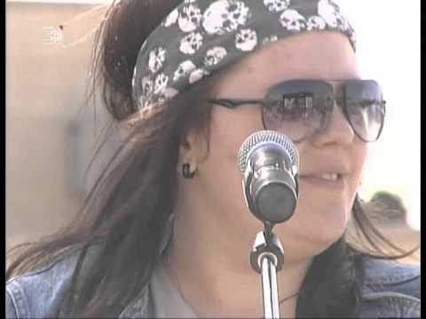 Музыканты устроили "Рок-квартирник" на крыше