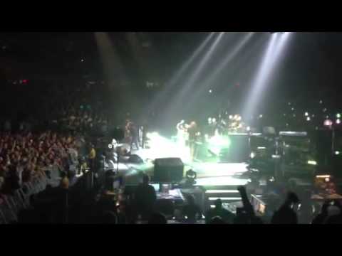 Pearl Jam "Jeremy" (Live): Wed. 10/16/13 @ DCU Center; Worcester, MA