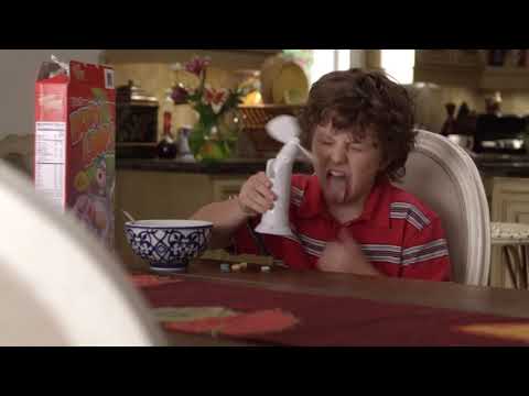 Modern Family 1x05 - Luke is curious
