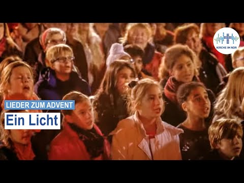 Lieder zum Advent 2017: "Ein Licht" gesungen von "Der Norden singt" im Hamburger Hafen.