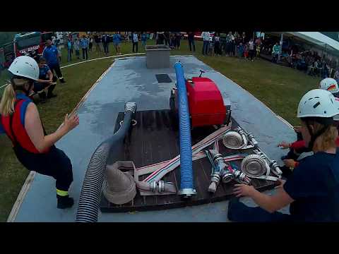 Feuerwehrtag Nienhagen - Löschangriff Nass - Helmkamera Maschinistin