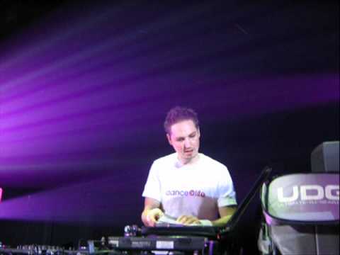 Jesse Voorn feat. Fab Morvan - Everything Is Possible (Robbie Rivera Mix)